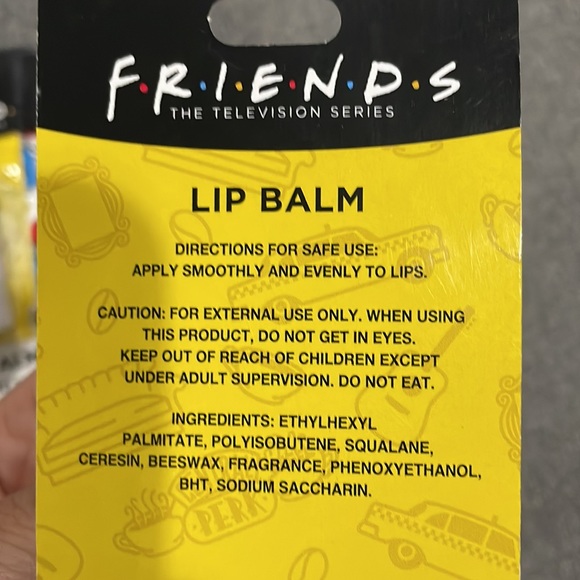 FRIENDS Bundle of 4 Central Perk Lip Balm Brand New - Picture 6 of 9